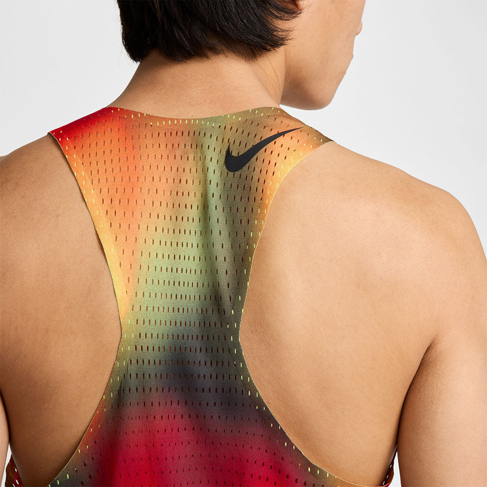 NIKE AeroSwift Elite Entry เสื้อกล้ามวิ่งผู้ชาย