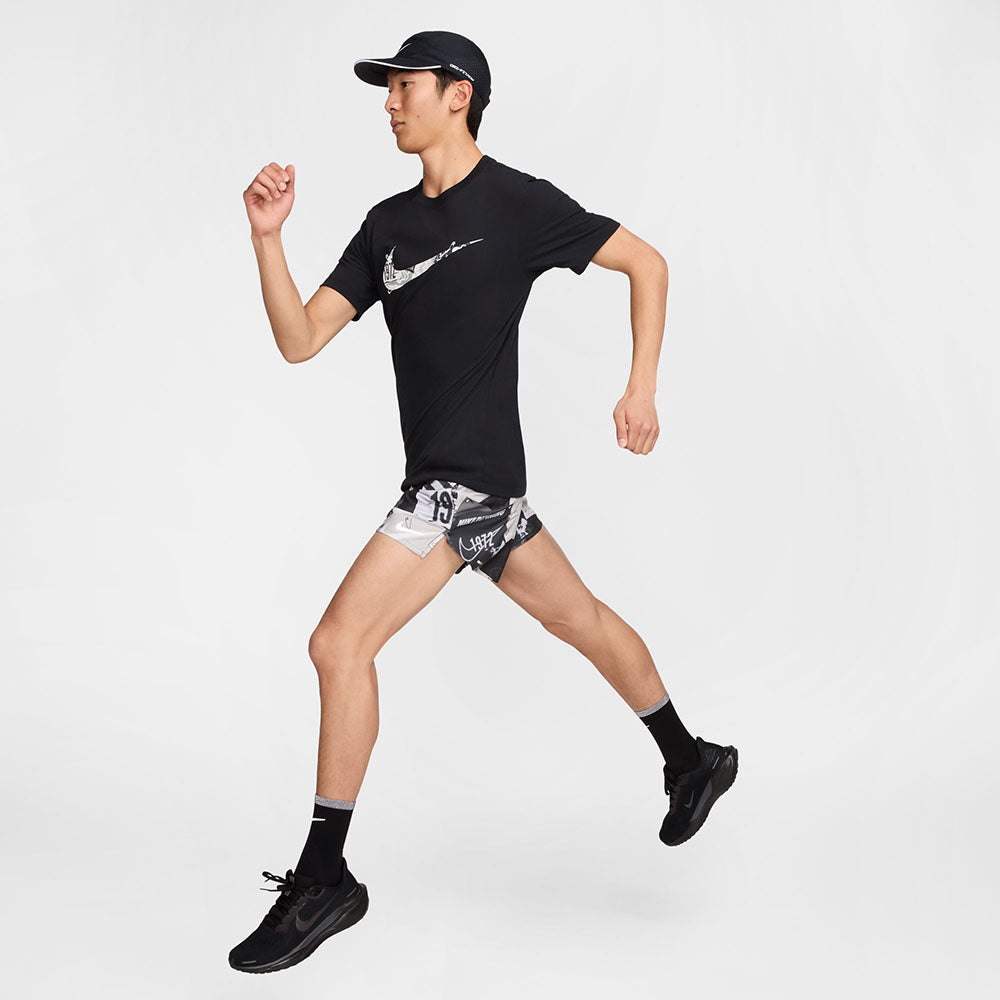 NIKE Dri-FIT เสื้อวิ่งผู้ชาย