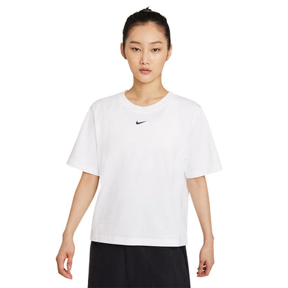 NIKE Sportswear Essential Women's T-Shirt - Supersports Thailand