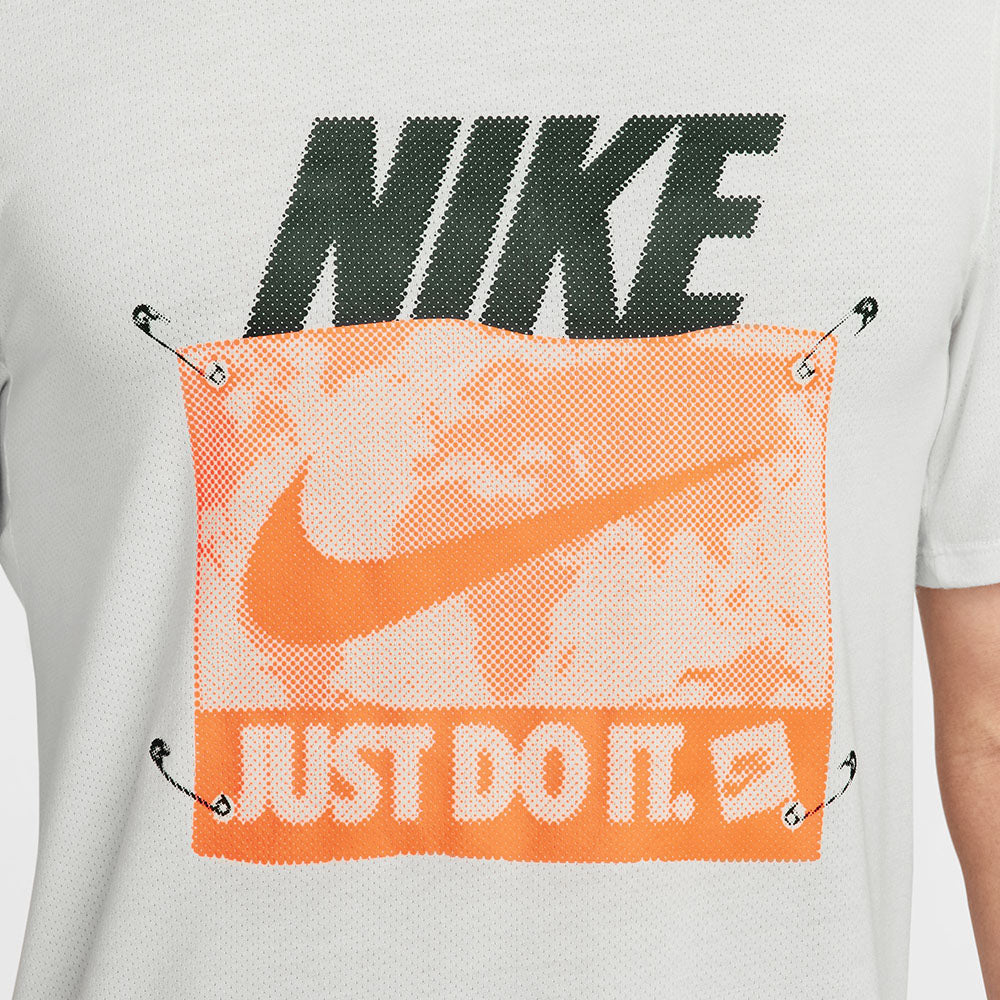 NIKE Rise 365 Run Energy Men's Running T-Shirt