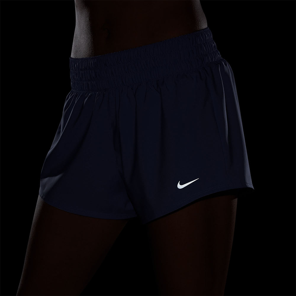 NIKE Dri-FIT One Mid-Rise 3" กางเกงออกกำลังกายขาสั้นผู้หญิง