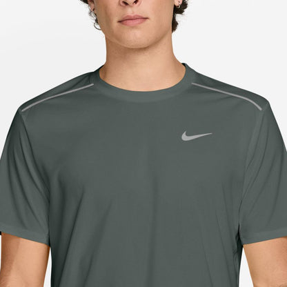 NIKE Dri-Fit Miler UV Protection Men's Running T-Shirt