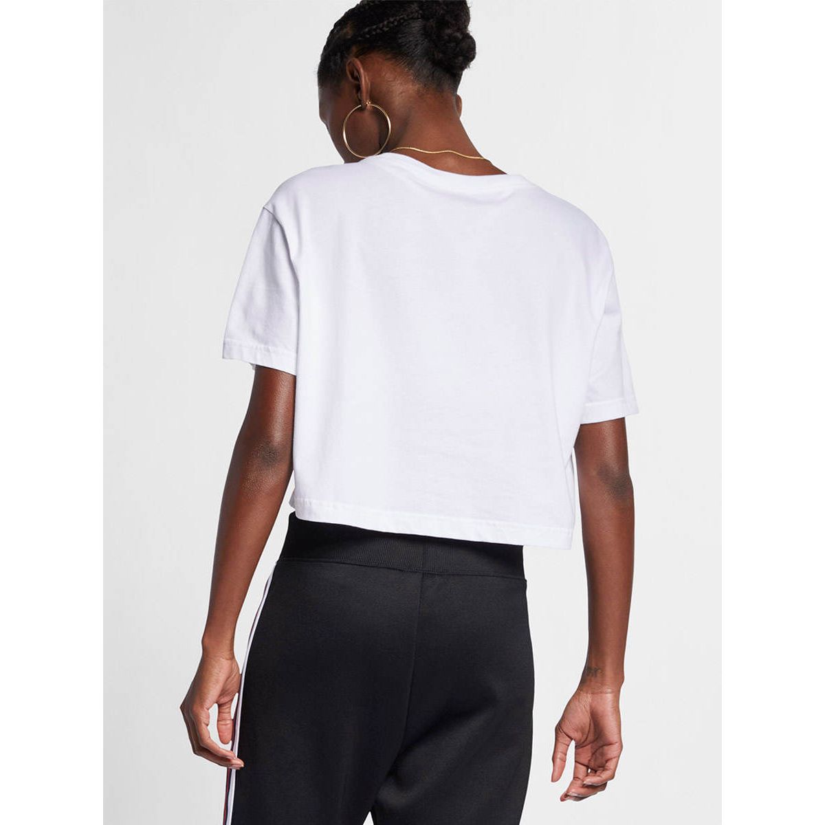 NIKE Sportswear Essential Women's T-Shirt - Supersports Thailand Supersports Thailand