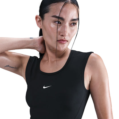NIKE Pro Dri-FIT เสื้อกล้ามออกกำลังกายผู้หญิง