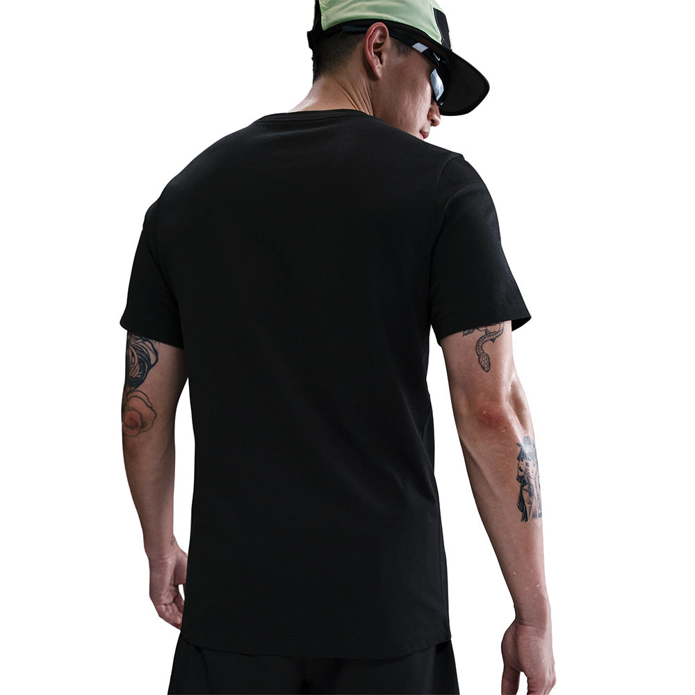 NIKE Elite Entry Men's Running T-Shirt