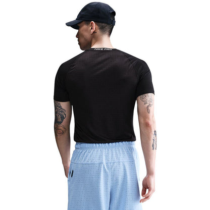 NIKE Pro Breathe Slim-Fit Men's Training T-Shirt - Supersports Thailand