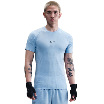 NIKE Pro Breathe Slim-Fit Men's Training T-Shirt - Supersports Thailand