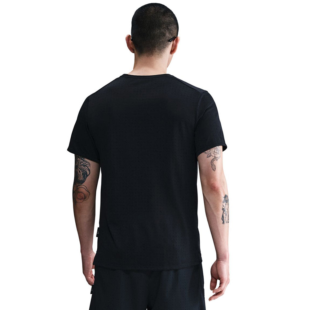 NIKE Miler Breathe Dri-FIT Men's Running T-Shirt - Supersports Thailand