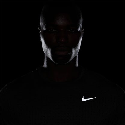 NIKE Miler Breathe Dri-FIT Men's Running T-Shirt - Supersports Thailand