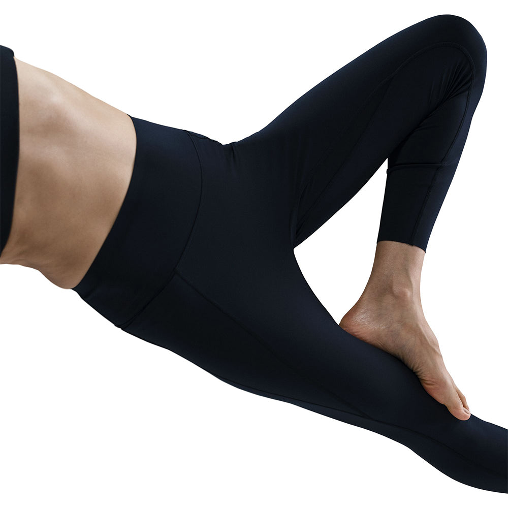 NIKE Universa Women's Training Leggings - Supersports Thailand