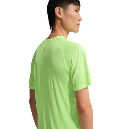 NIKE Stride Men's Running T-Shirt - Supersports Thailand