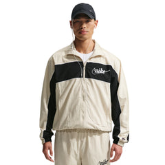 NIKE Sportswear Club Men's Lifestyle Jacket - Supersports Thailand