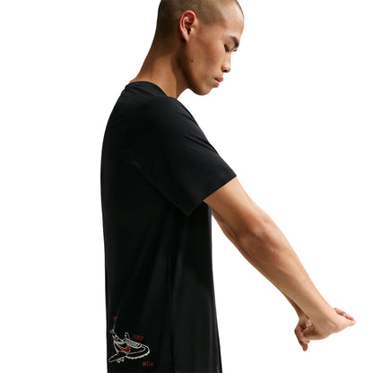 NIKE Stride "Fly Nike" Men's Running T-Shirt - Supersports Thailand