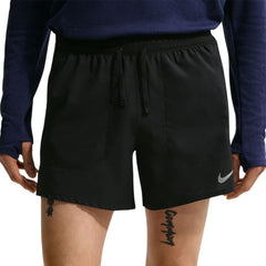 NIKE Stride Men's Running Shorts - Supersports Thailand