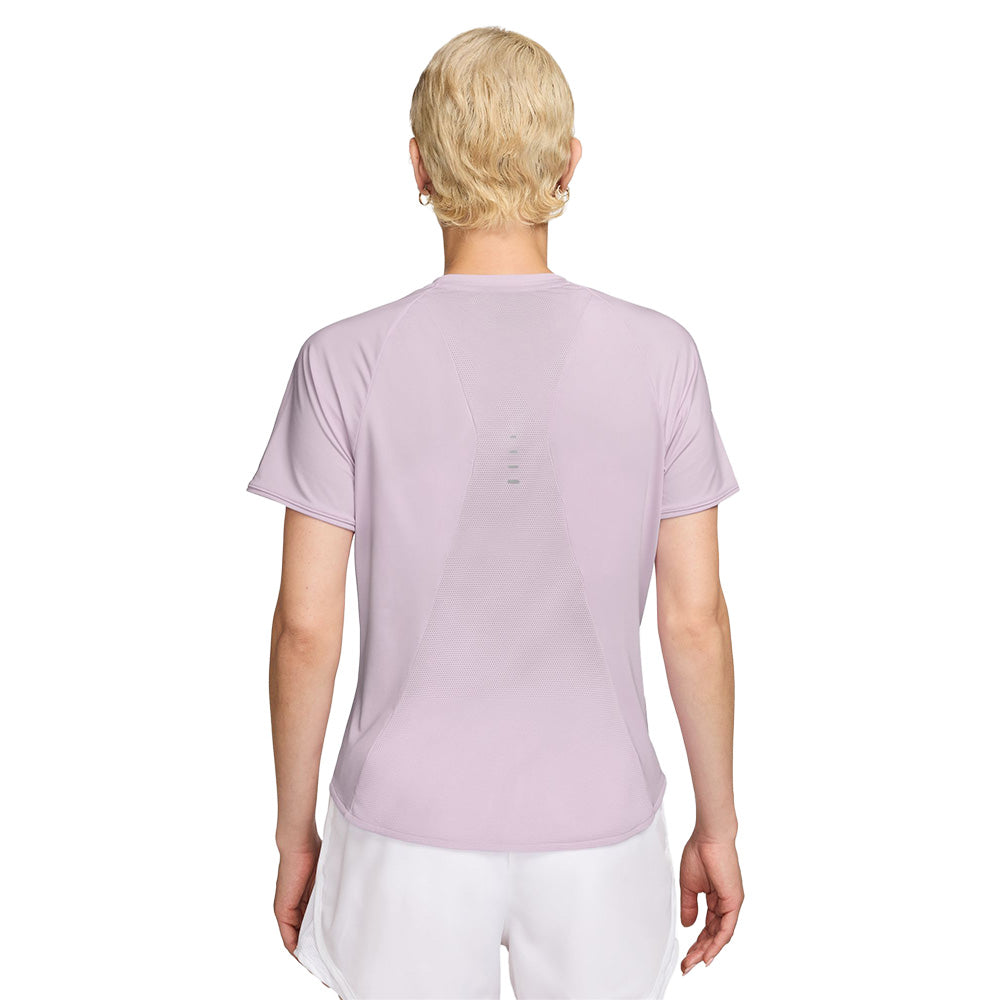 NIKE Swift Women's Running T-Shirt - Supersports Thailand