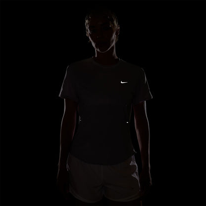NIKE Swift Women's Running T-Shirt - Supersports Thailand