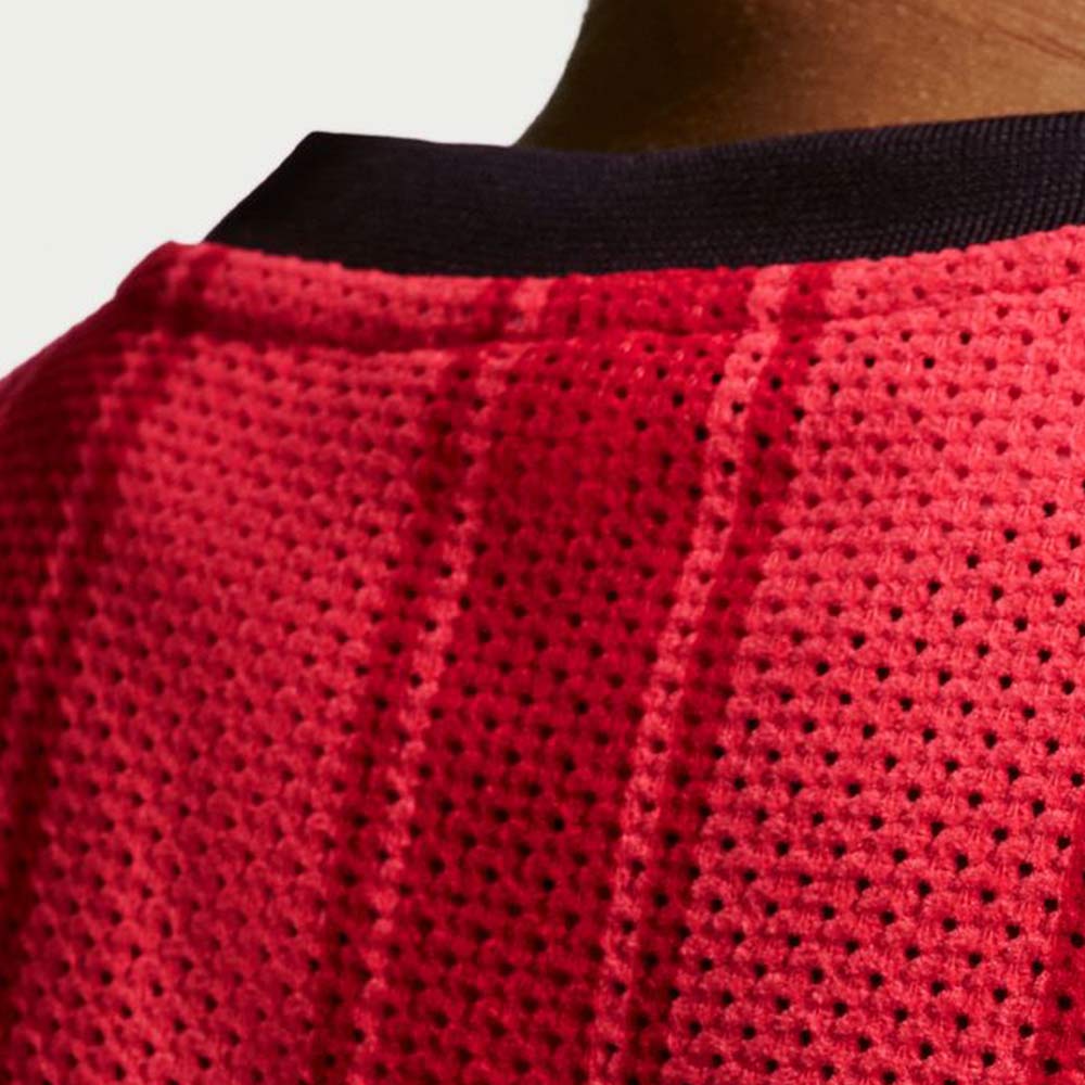 NIKE Sportswear Collection Long-Sleeve Mesh Jersey  Kids T-Shirt - Supersports Thailand