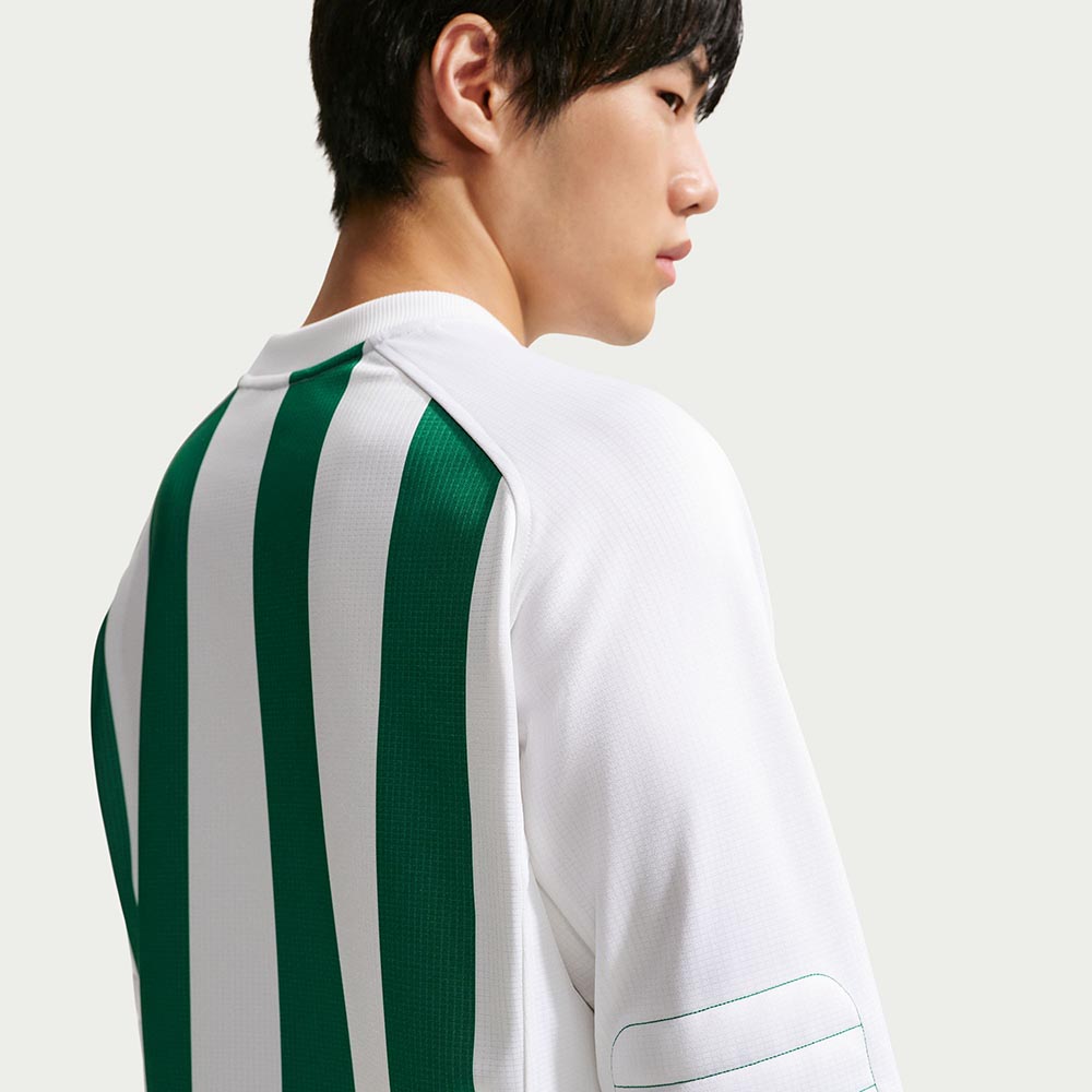 NIKE Sportwear Club Goalie Long Sleeve Men's T-Shirt - Supersports Thailand Supersports Thailand