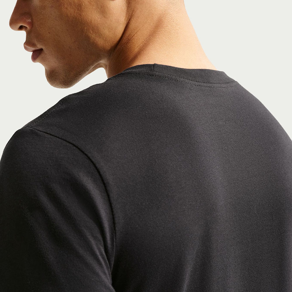 NIKE Black Men's Training T-Shirt - Supersports Thailand
