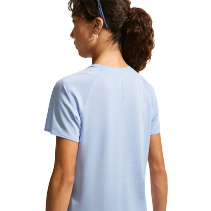 NIKE Swift Aero-FIT Women's Running T-Shirt - Supersports Thailand
