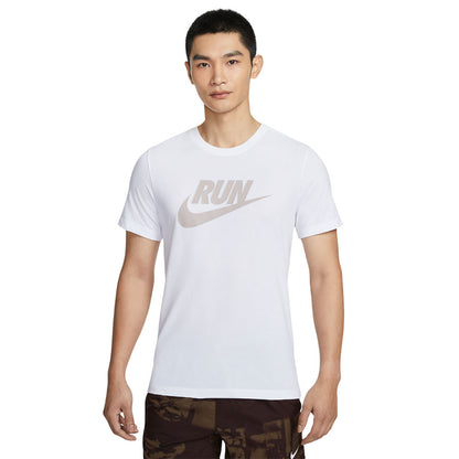 NIKE Run Men's Running T-Shirt - Supersports Thailand