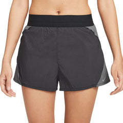 NIKE Swift Women's Running Shorts - Supersports Thailand