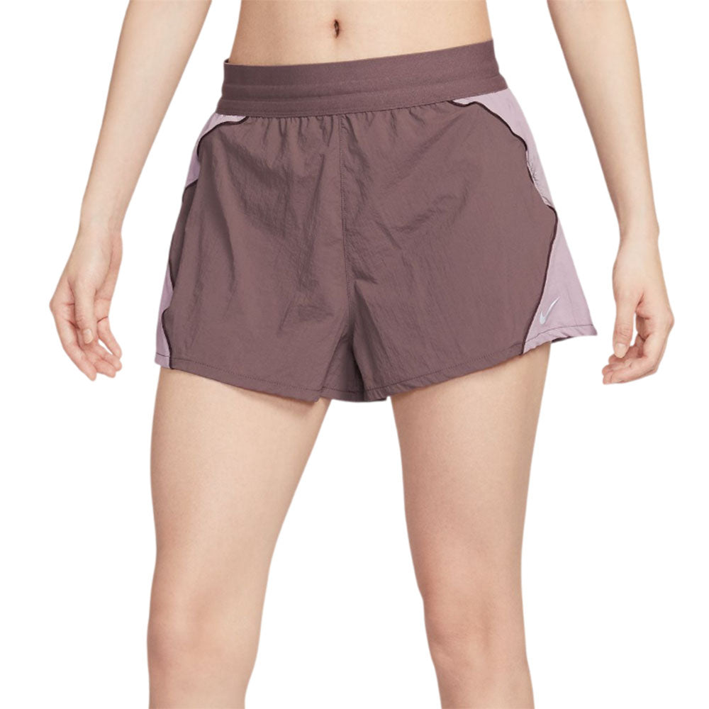 NIKE Swift Women's Running Shorts - Supersports Thailand Supersports Thailand