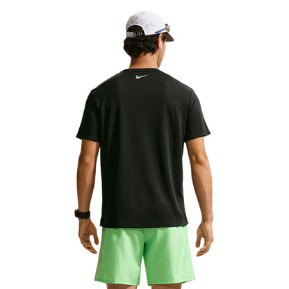 NIKE Miler Men's Running T-Shirt - Supersports Thailand