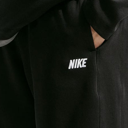 NIKE Sportswear Club กางเกงลำลองขาสั้นผู้ชาย