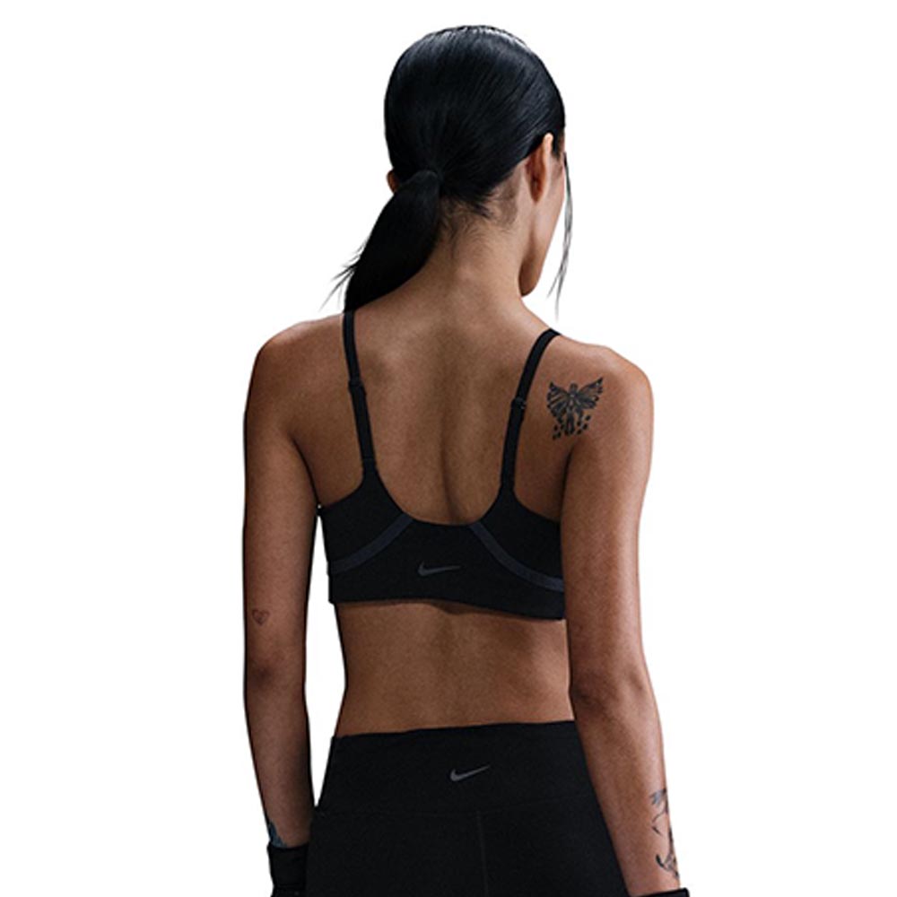 NIKE One Convertible Light-Support สปอร์ตบราผู้หญิง