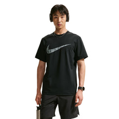 NIKE Hyverse เสื้อออกกำลังกายผู้ชาย