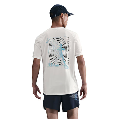 NIKE Stride Men's Running T-Shirt - Supersports Thailand
