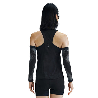 NIKE Swift Dri-FIT เสื้อกล้ามวิ่งผู้หญิง