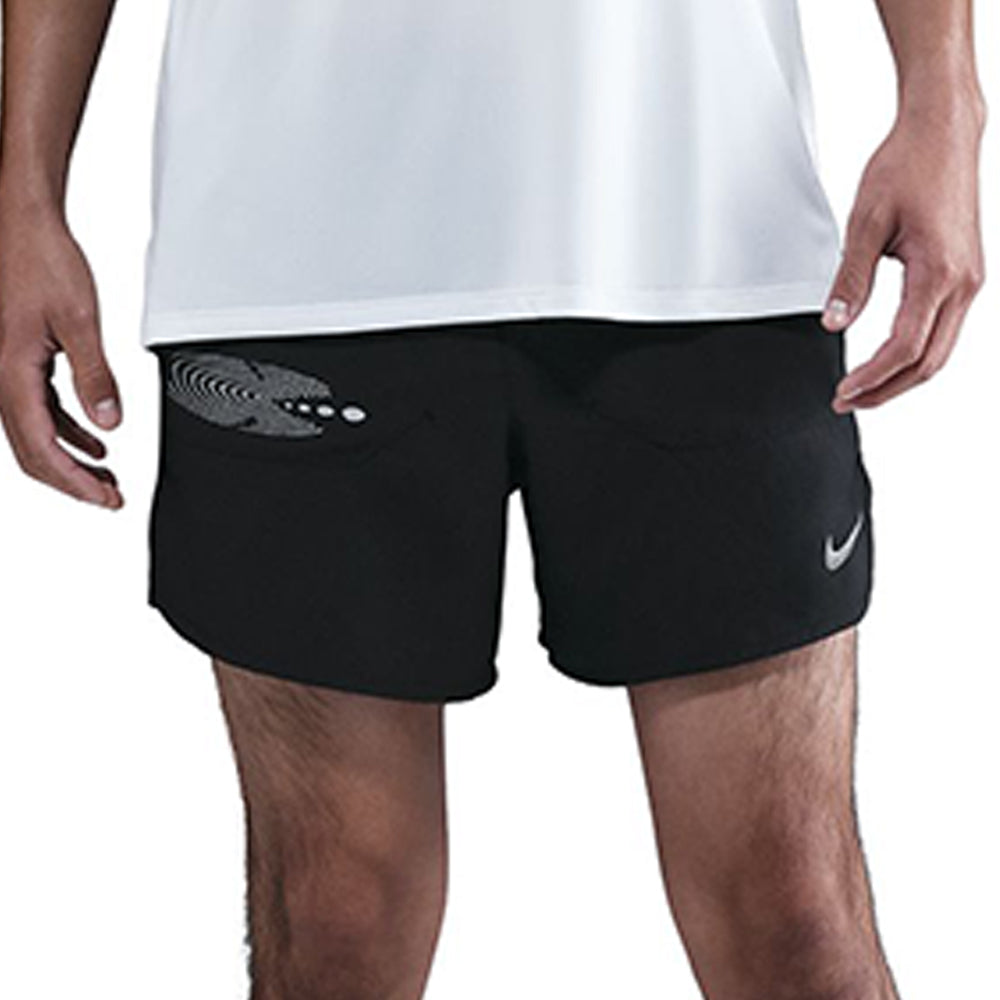 NIKE Dri-FIT Stride กางเกงวิ่งขาสั้นผู้ชาย