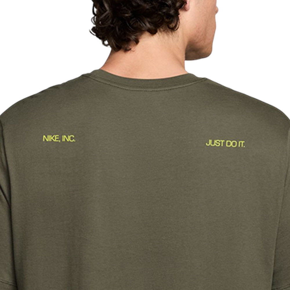 NIKE Sportswear เสื้อลำลองผู้ชาย