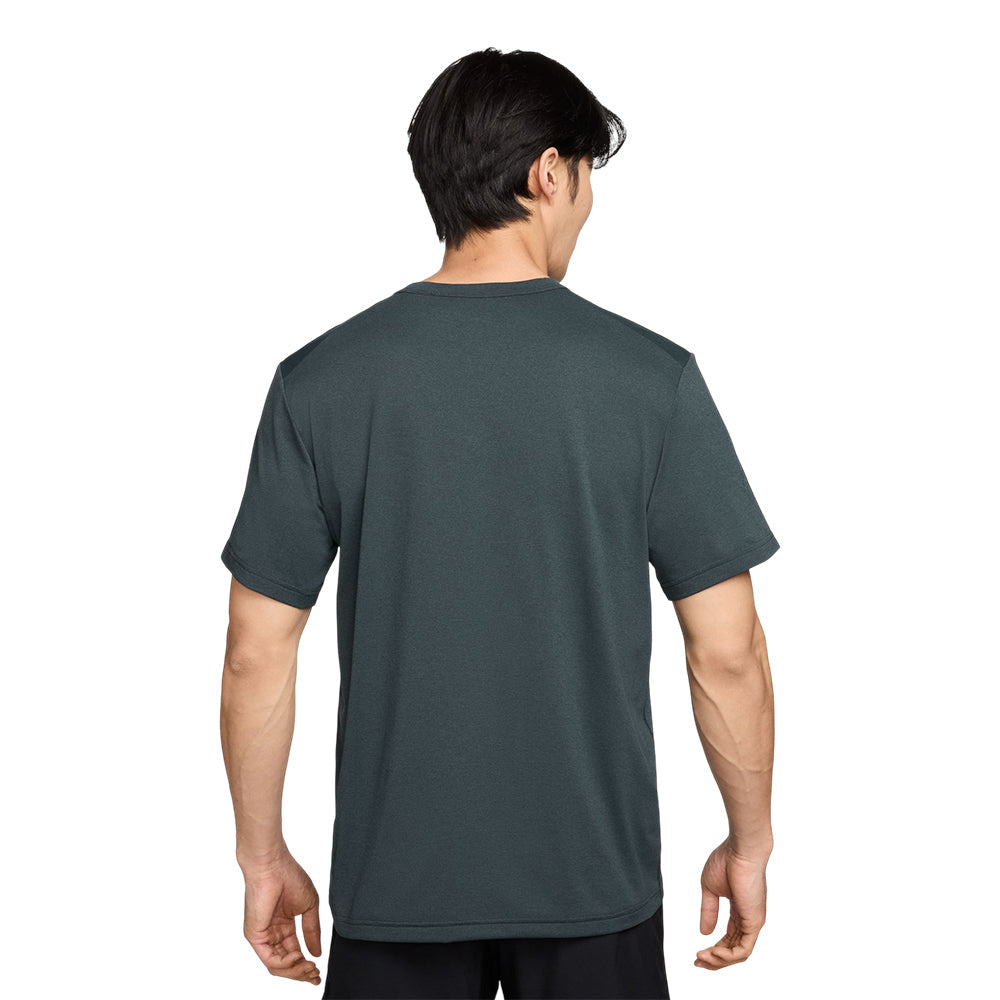 NIKE Hyverse Dri-FIT UV Men's Training T-Shirt - Supersports Thailand Supersports Thailand