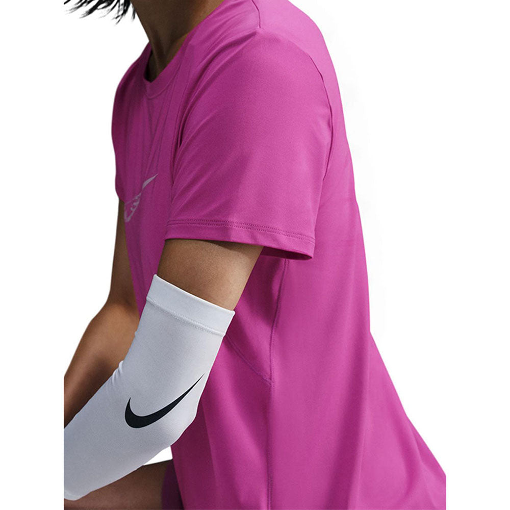 NIKE One Dri-FIT Graphic Women's Running T-Shirt - Supersports Thailand