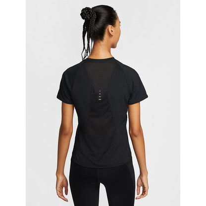 NIKE Swift Women's Running T-Shirt - Supersports Thailand