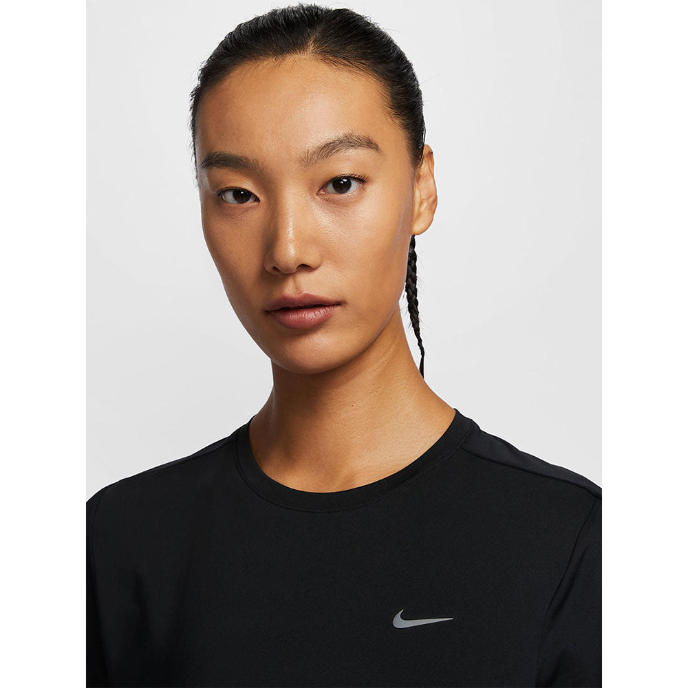 NIKE Swift เสื้อวิ่งผู้หญิง