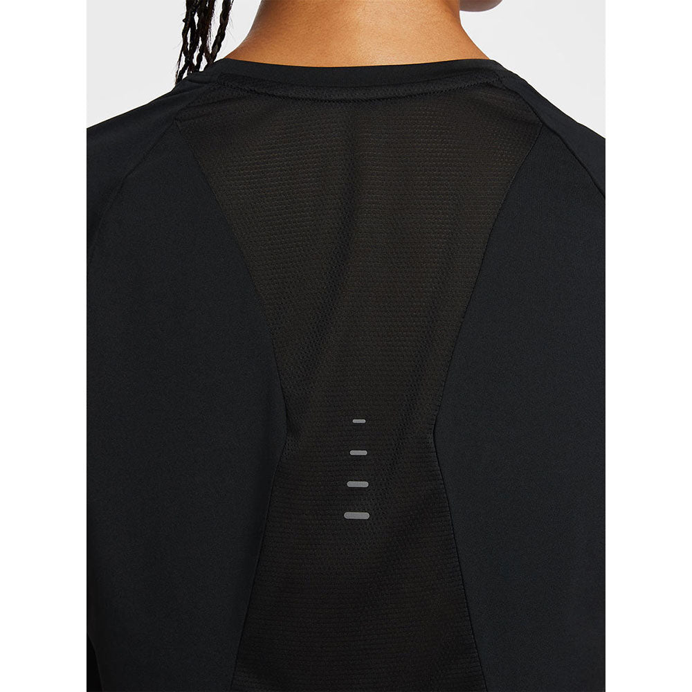 NIKE Swift เสื้อวิ่งผู้หญิง
