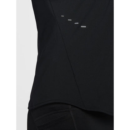 NIKE Swift เสื้อวิ่งผู้หญิง