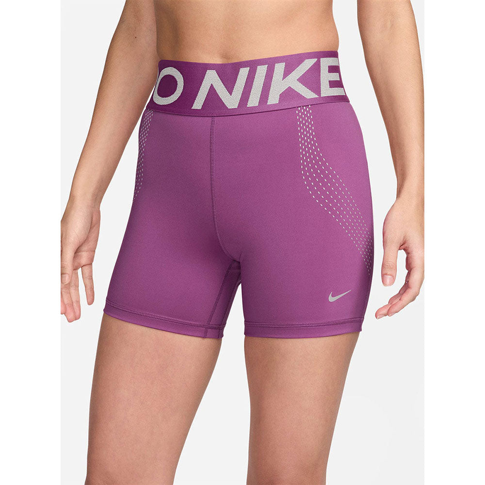 NIKE Pro Sculpt High-Waisted 3In กางเกงออกกำลังกายขาสั้นผู้หญิง