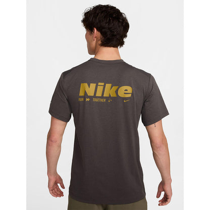 NIKE Dri-FIT UV Hyverse Men's Training T-Shirt