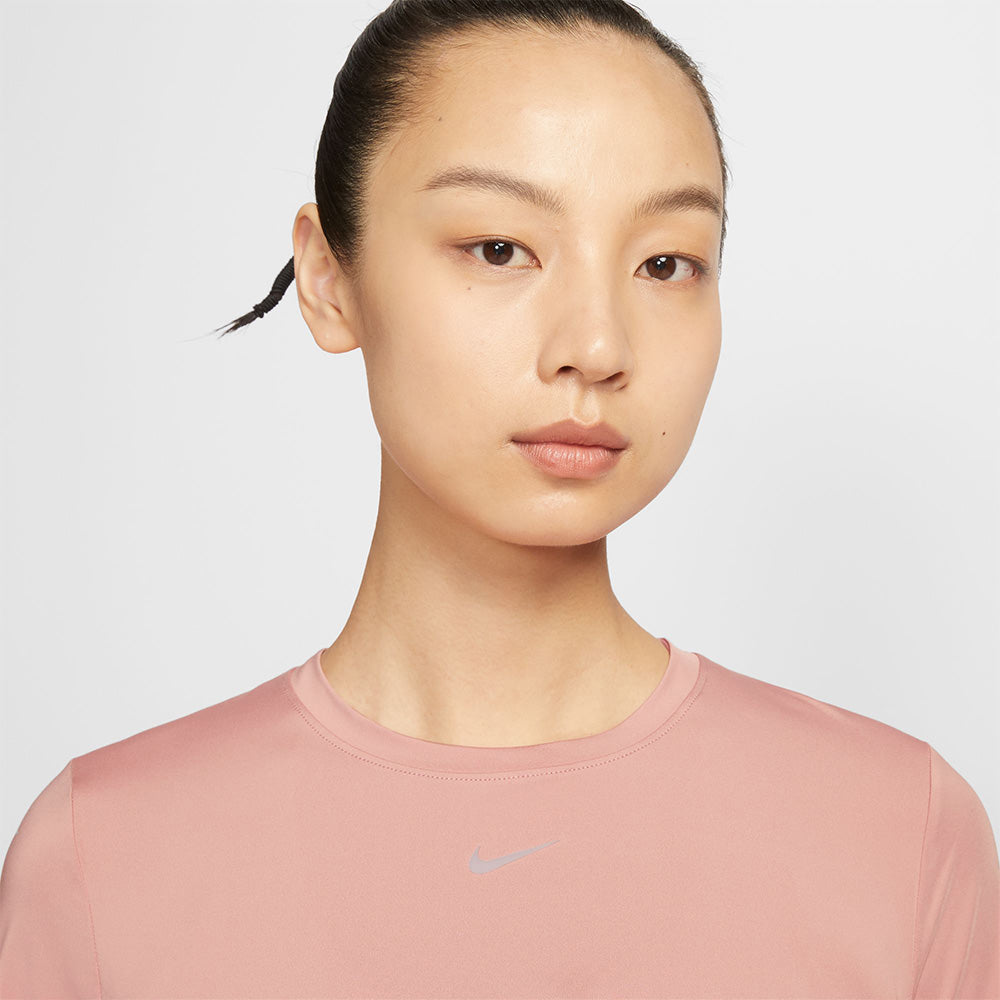 NIKE One Classic Twist เสื้อออกกำลังกายผู้หญิง