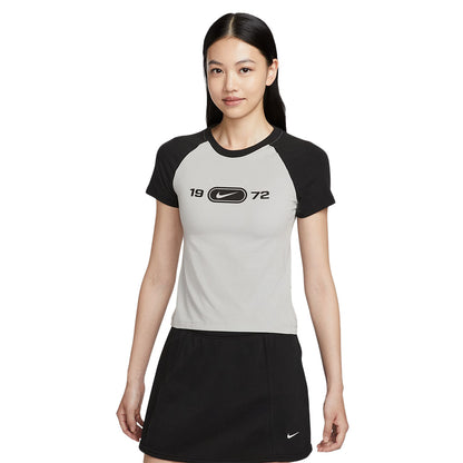 NIKE Sportswear Chill Knit Slim Graphic Women's T-Shirt - Supersports Thailand