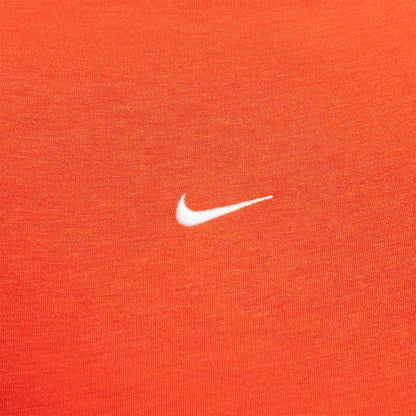 NIKE Sportswear Chill Knit Tight Women's T-Shirt - Supersports Thailand