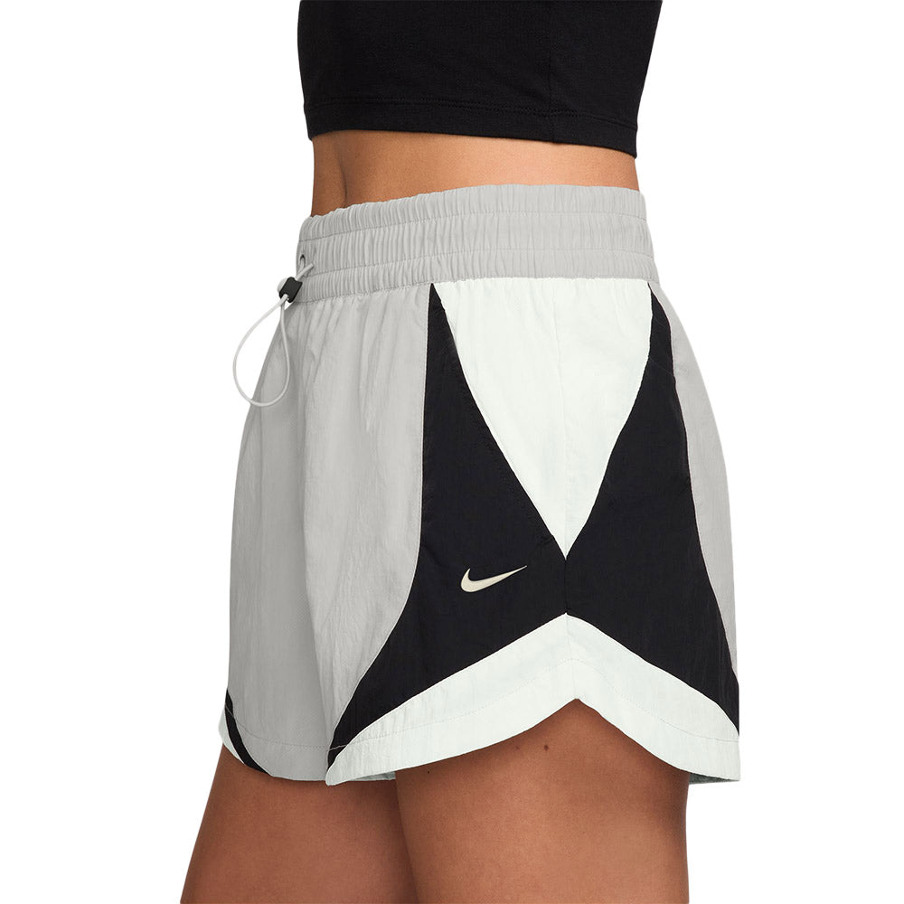 NIKE Sportswear Mid-Rise Loose 3" Track Women's Lifestyle Shorts - Supersports Thailand Supersports Thailand