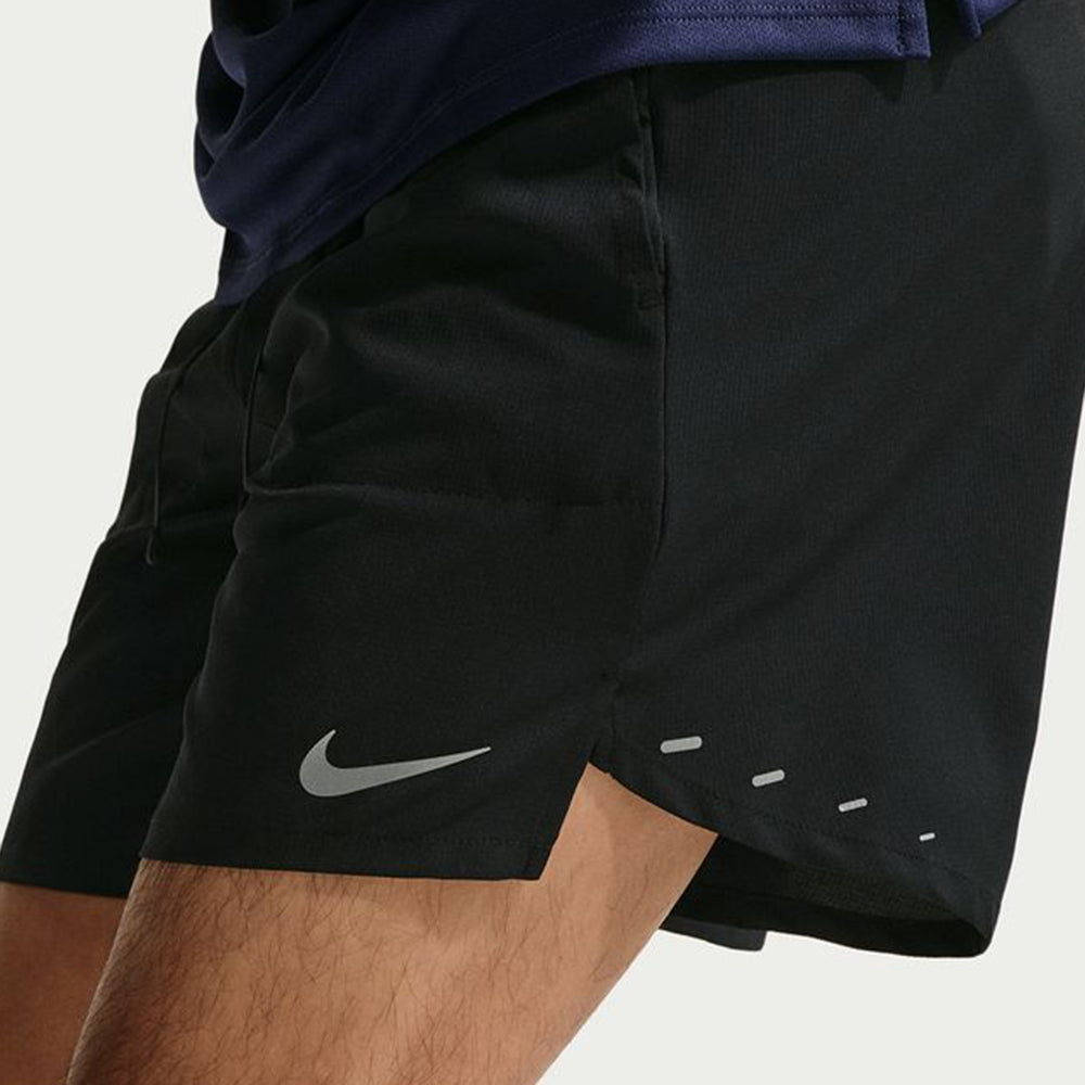 NIKE Stride Men's Running Shorts - Supersports Thailand