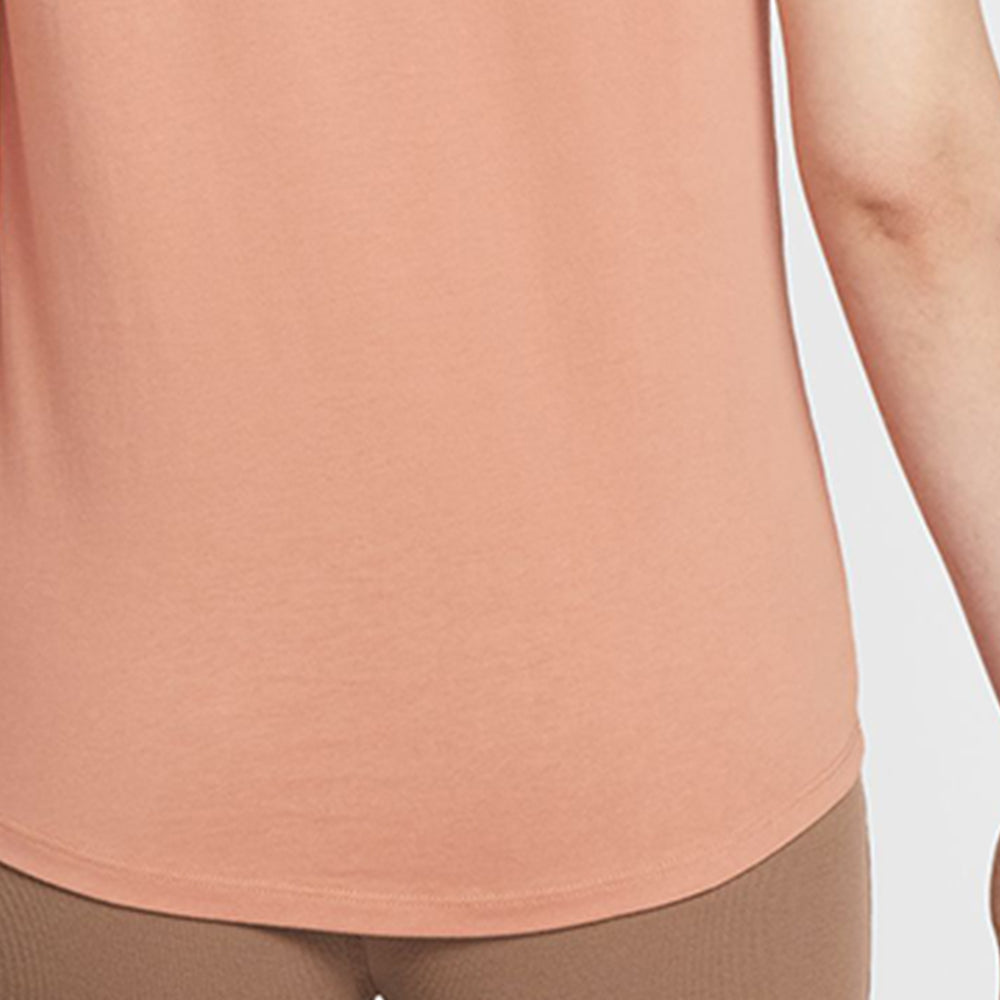 NIKE Sportswear Essentials Women's T-Shirt - Supersports Thailand