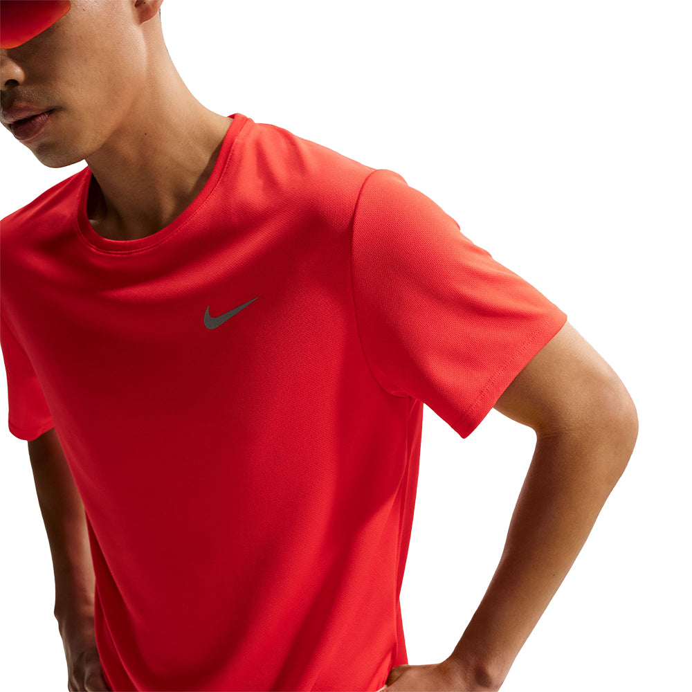 NIKE Dri-FIT UV Miler Men's Running T-Shirt - Supersports Thailand